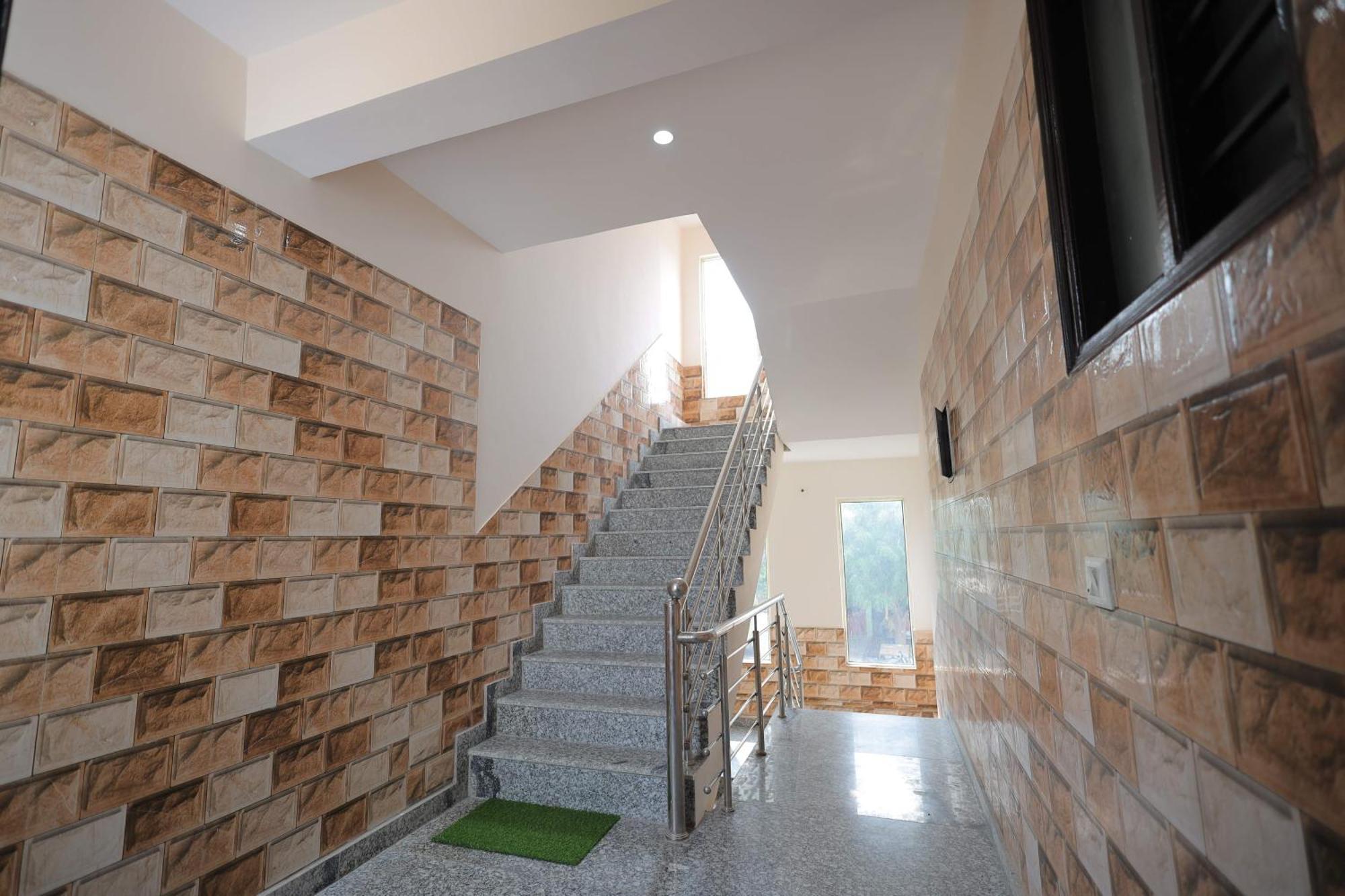 Shakti Homestay Agra (Uttar Pradesh)